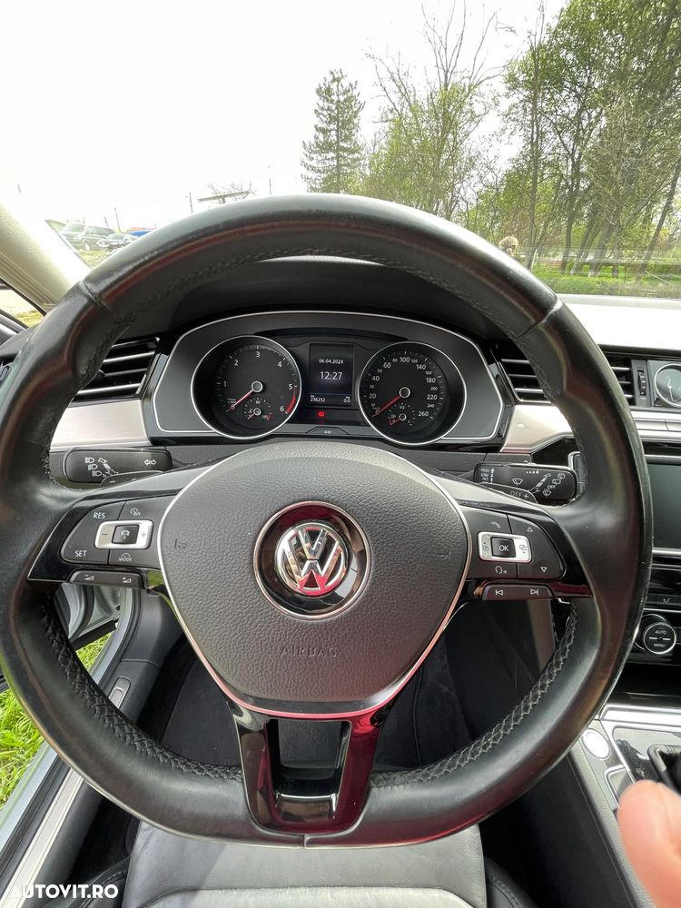 Volkswagen Passat - 6
