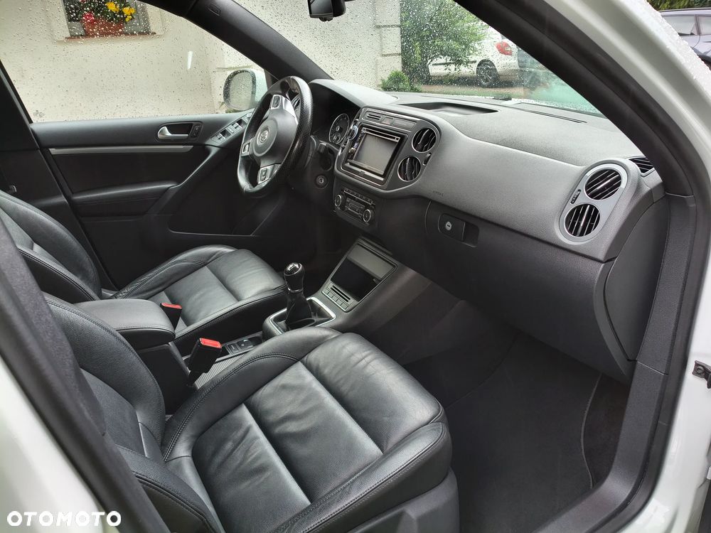Volkswagen Tiguan - 8