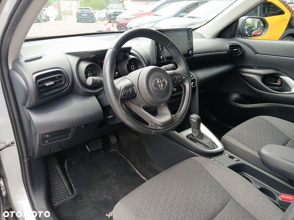 Toyota Yaris Cross Hybrid 1.5 Comfort - 18