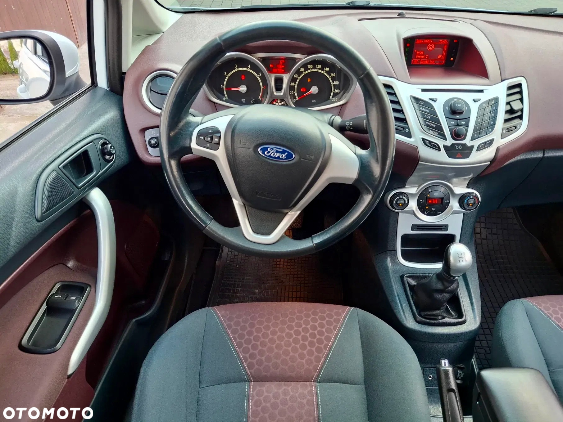 Ford Fiesta 1.4 Titanium - 6