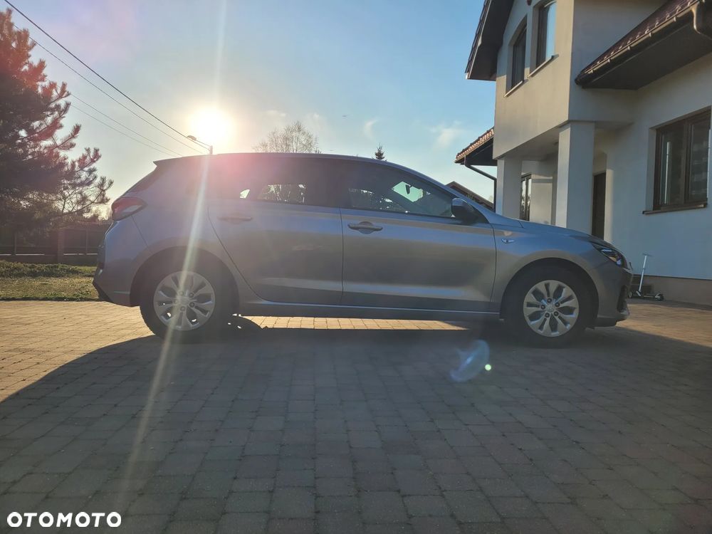 Hyundai i30 1.5 DPI Modern - 8