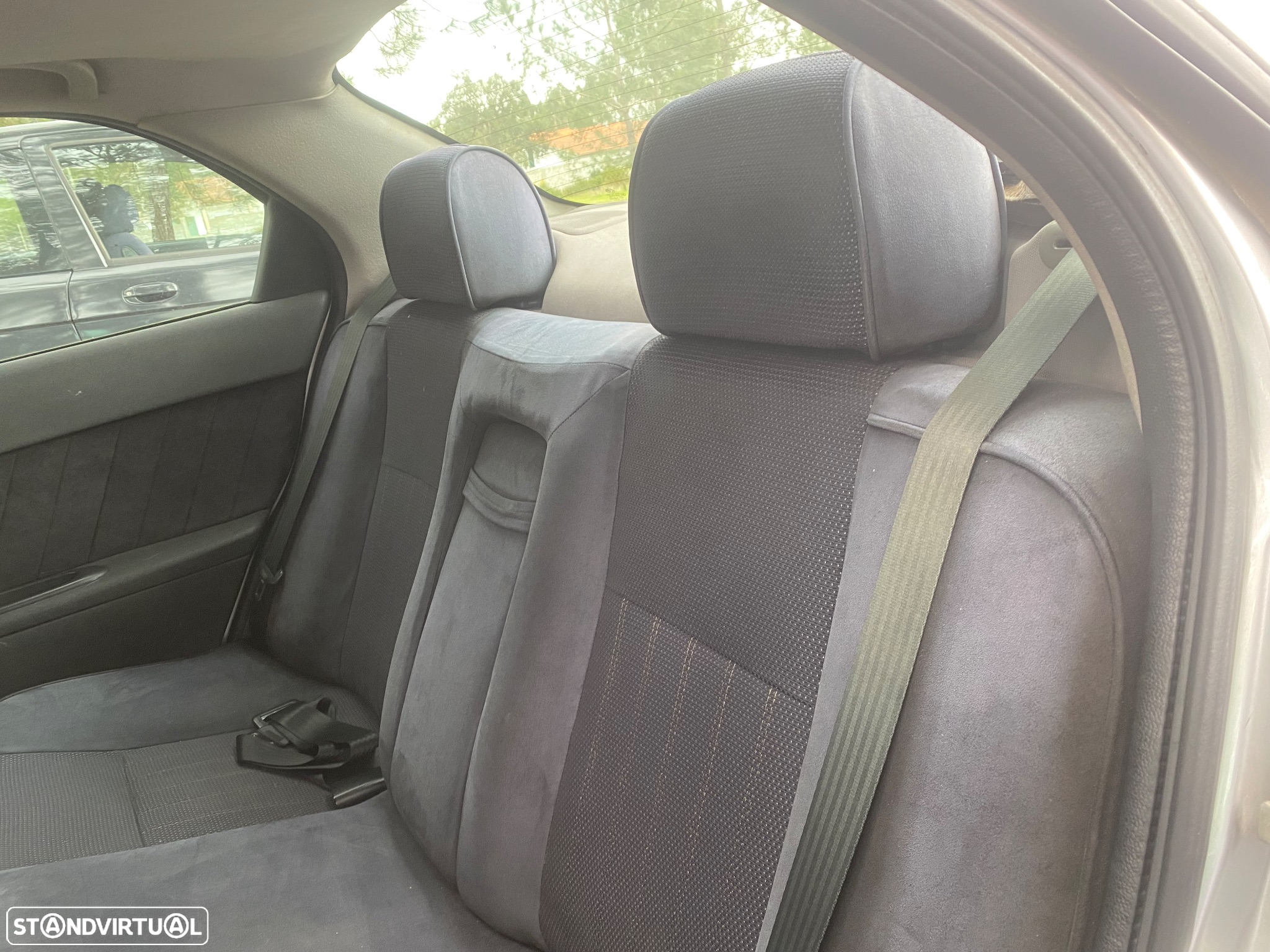 Alfa Romeo 156 1.9 JTD - 5