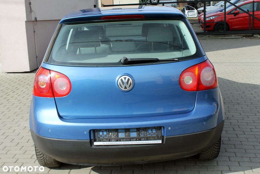 Volkswagen Golf - 8
