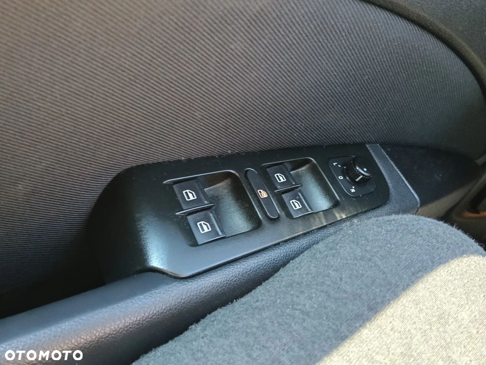 Skoda Superb 2.0 TDI Exclusive - 21