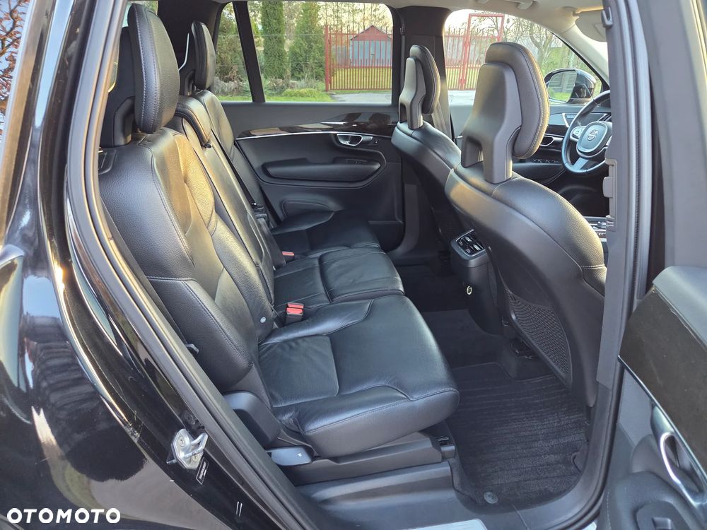 Volvo XC 90 T6 AWD Geartronic Momentum - 10
