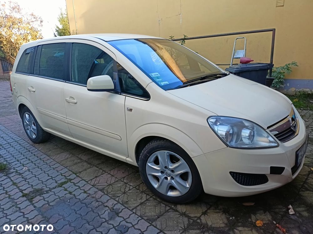 Opel Zafira 1.9 CDTI Automatik Edition - 1