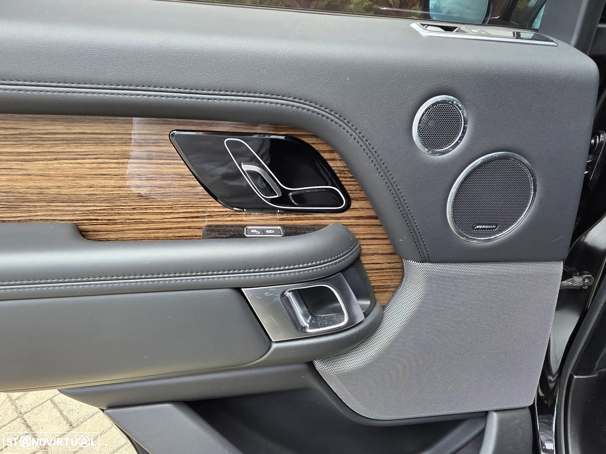 Land Rover Range Rover 2.0 Si4 PHEV Vogue - 16