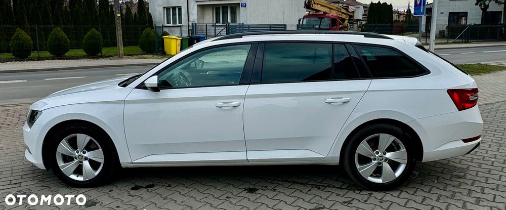 Skoda Superb 1.6 TDI Ambition DSG - 9