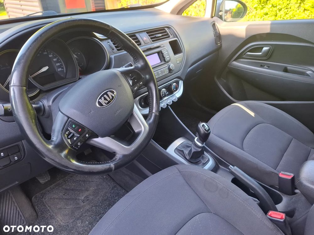 Kia Rio 1.1 crdi M (klm) - 9