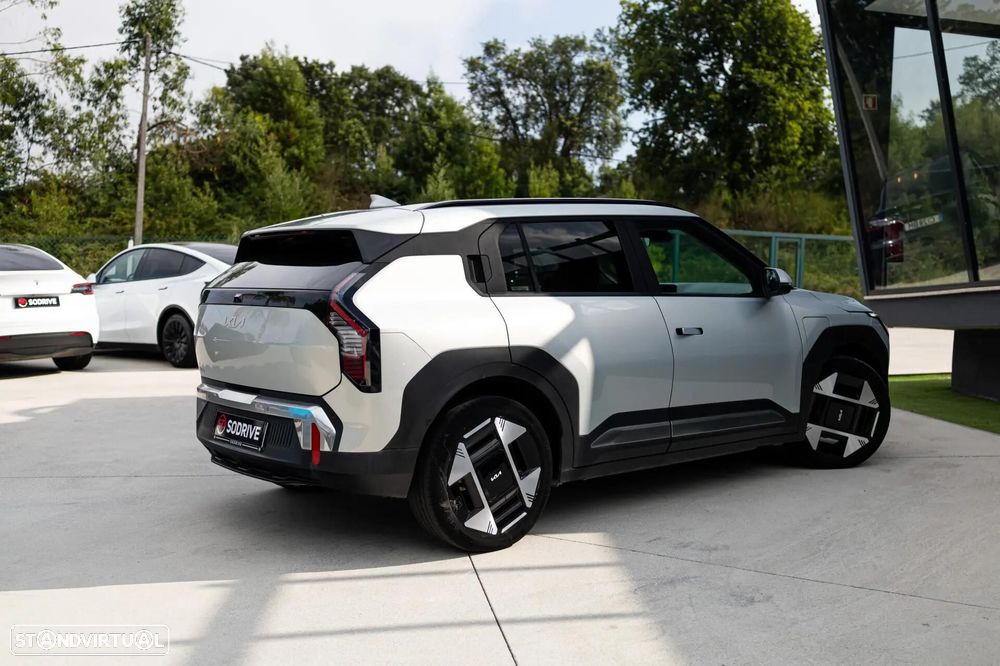 Kia EV3 81.4 kWh Tech - 8