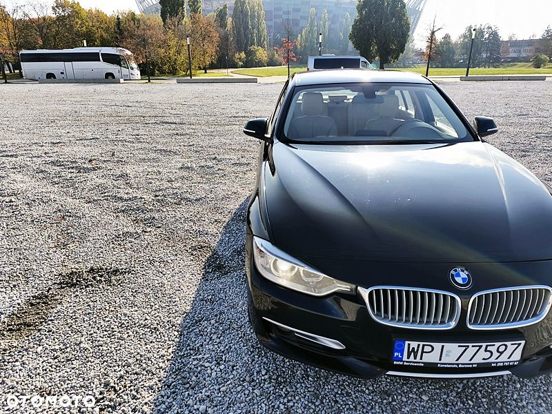 BMW Seria 3 320i Modern Line - 19