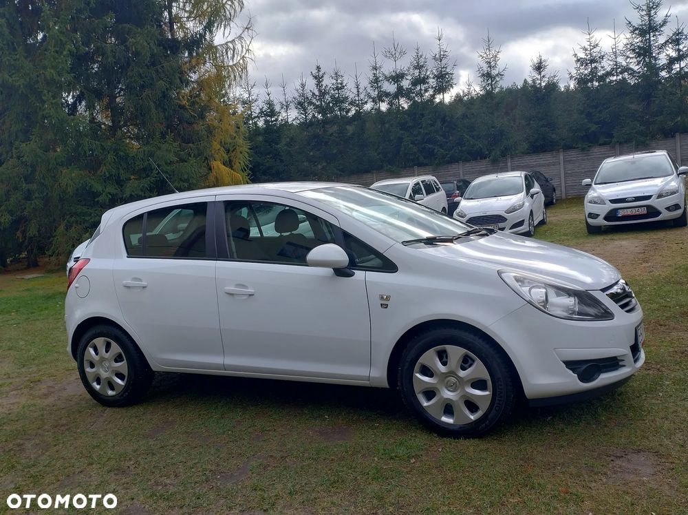 Opel Corsa 1.2 16V Color Edition