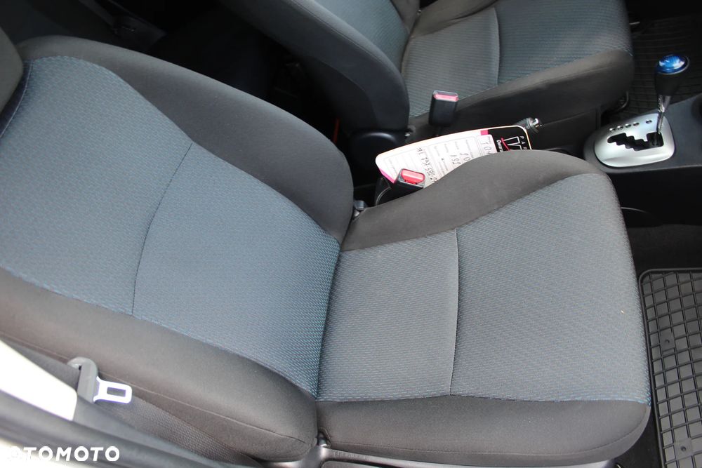 Toyota Yaris 1.5 VVT-i Style - 23
