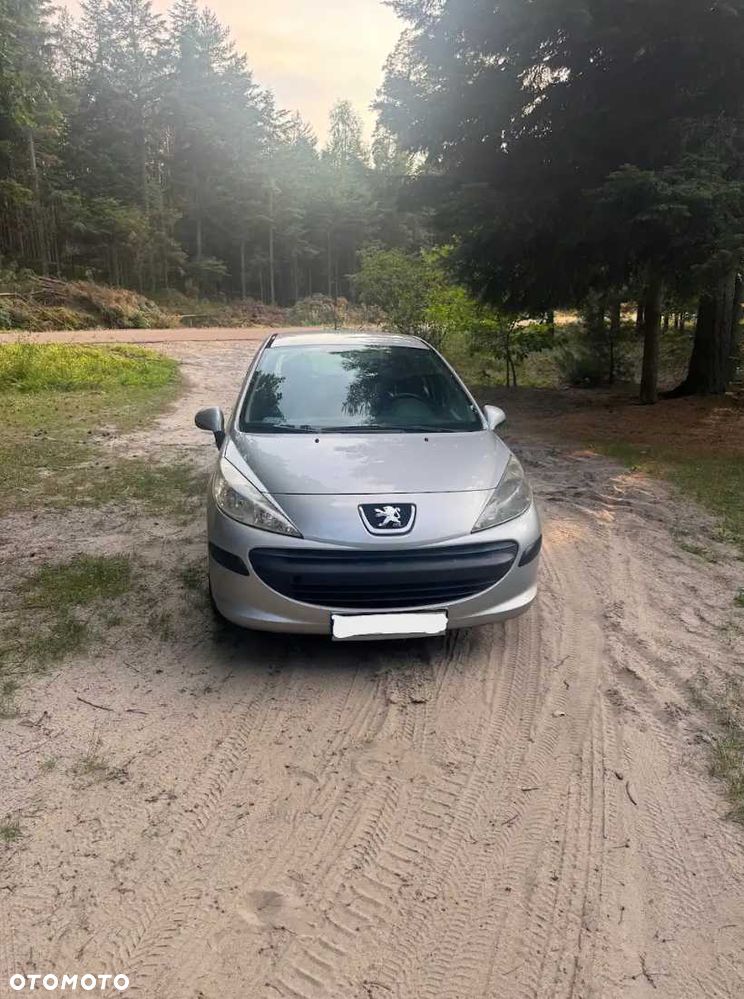 Peugeot 207 - 2