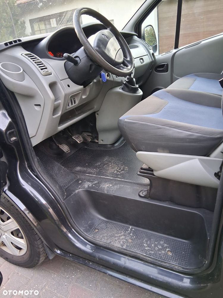 Renault Trafic - 6