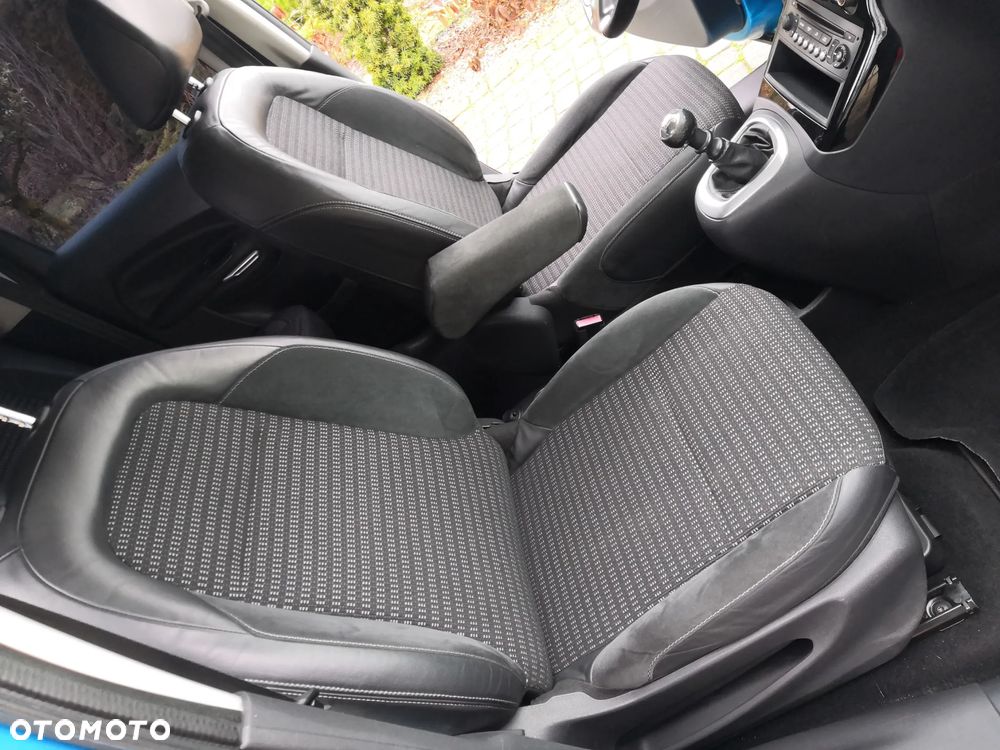 Citroën C3 Picasso 1.6 HDi Exclusive Euro5 - 21