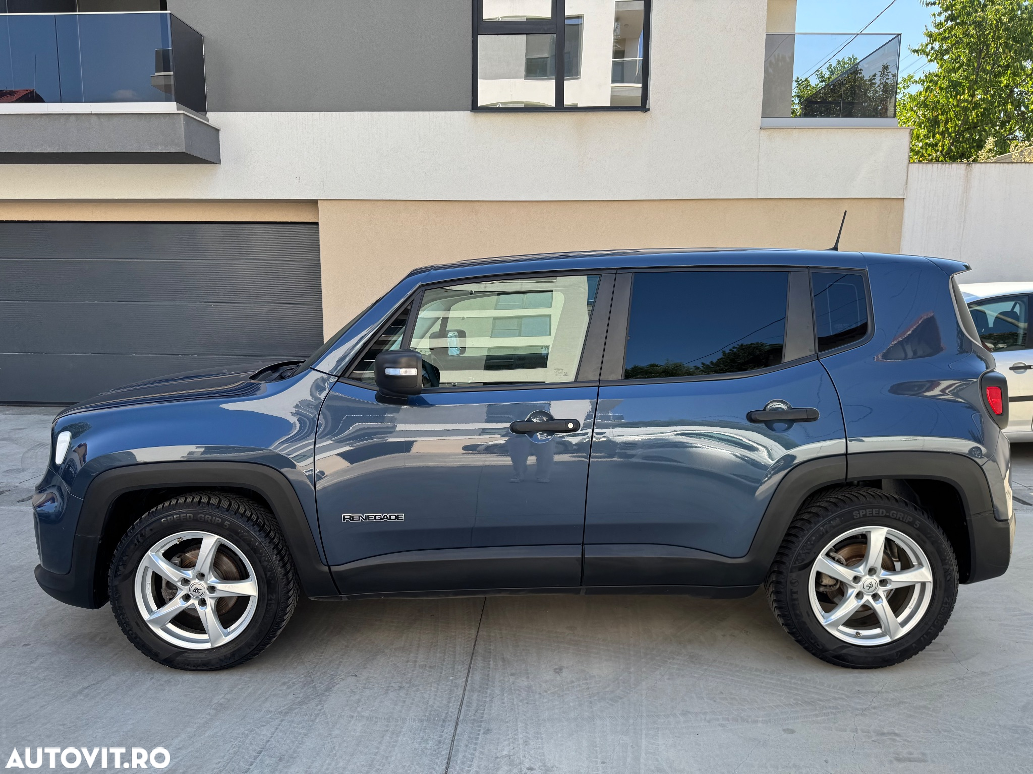 Jeep Renegade - 6