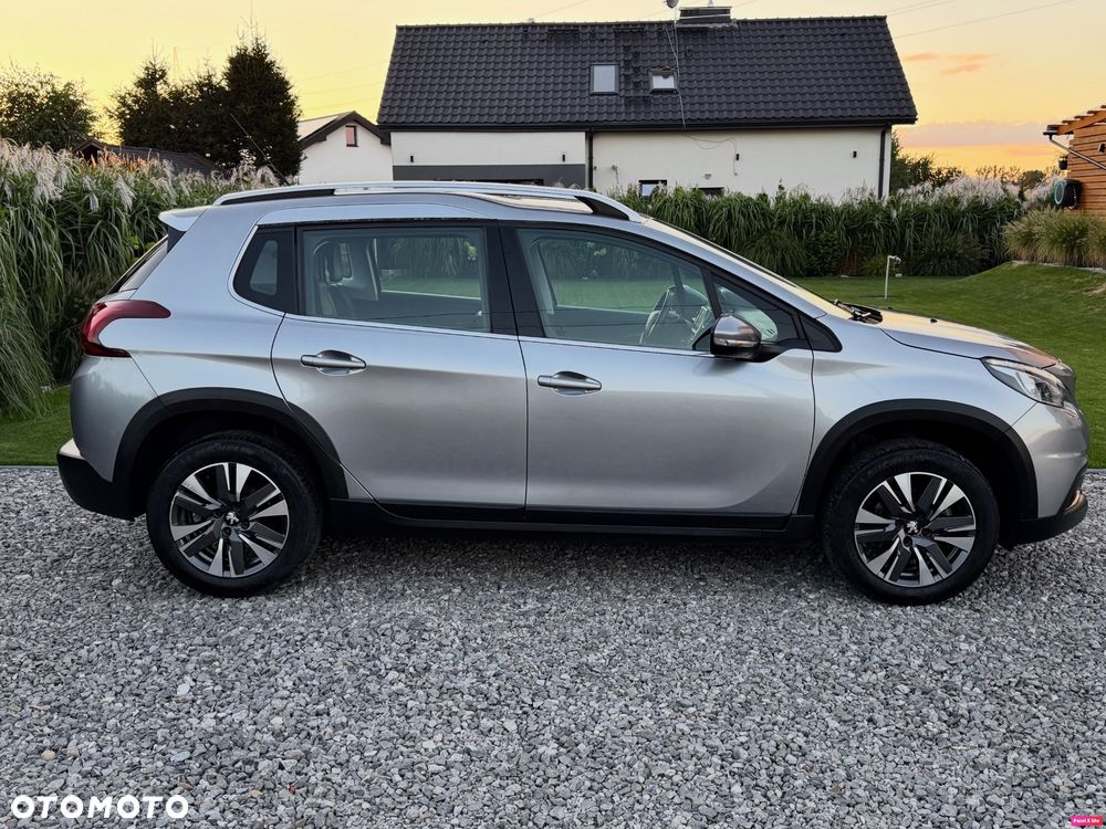 Peugeot 2008 PureTech 110 Stop&Start Allure - 17