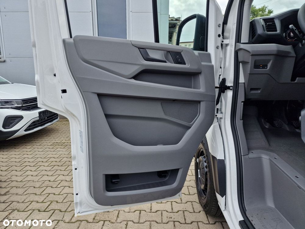 Volkswagen Crafter - 12