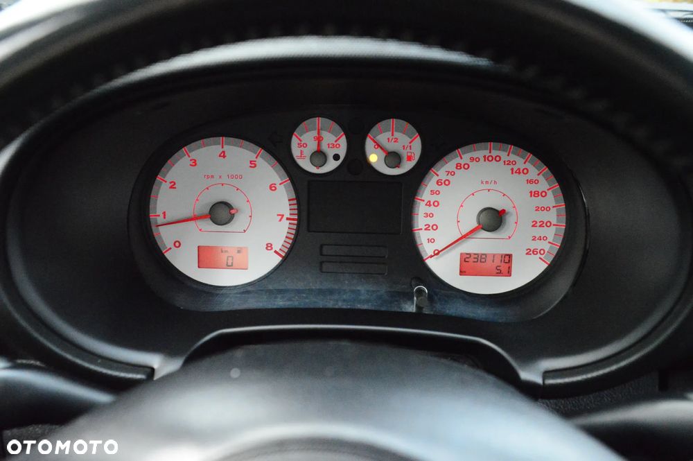 Seat Leon 1.8 T Top Sport - 25