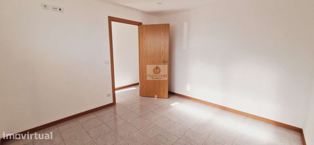 Apartamento T1+1 em Oiã - Grande imagem: 4/13