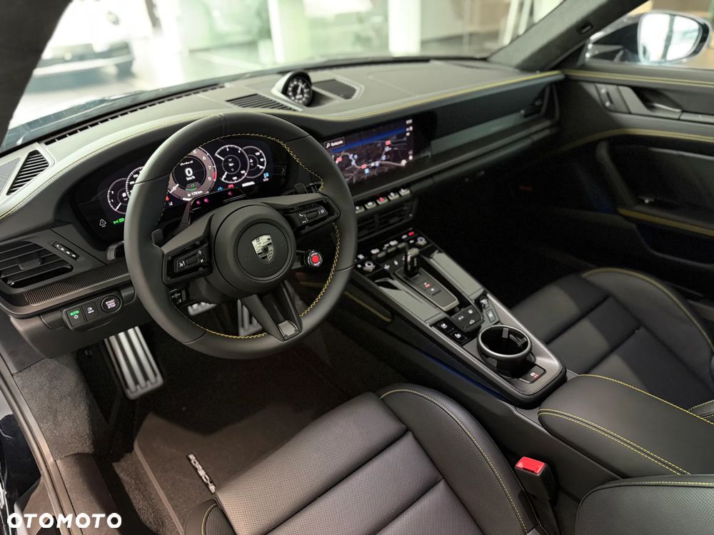 Porsche 911 Turbo S - 26