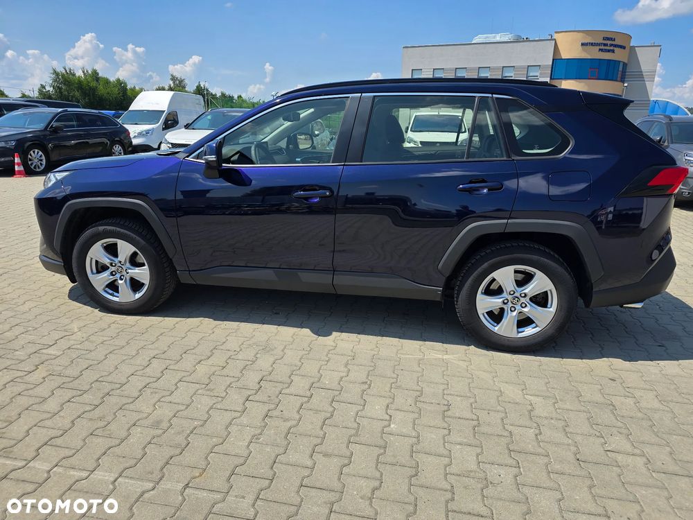 Toyota RAV4 - 8