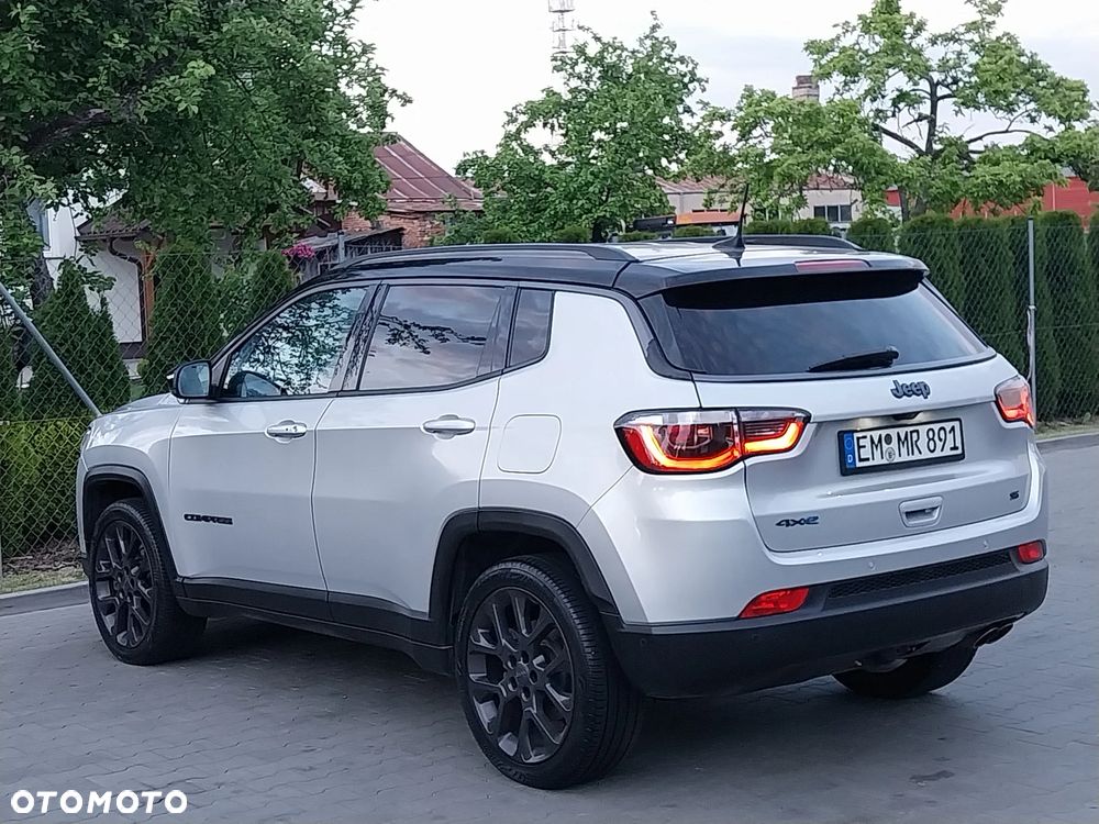 Jeep Compass - 4