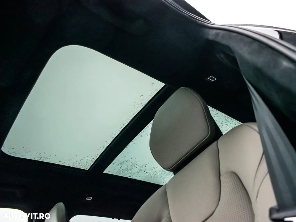 Volvo XC 90 T8 AWD Plug-in Hybrid Ultra Dark - 12