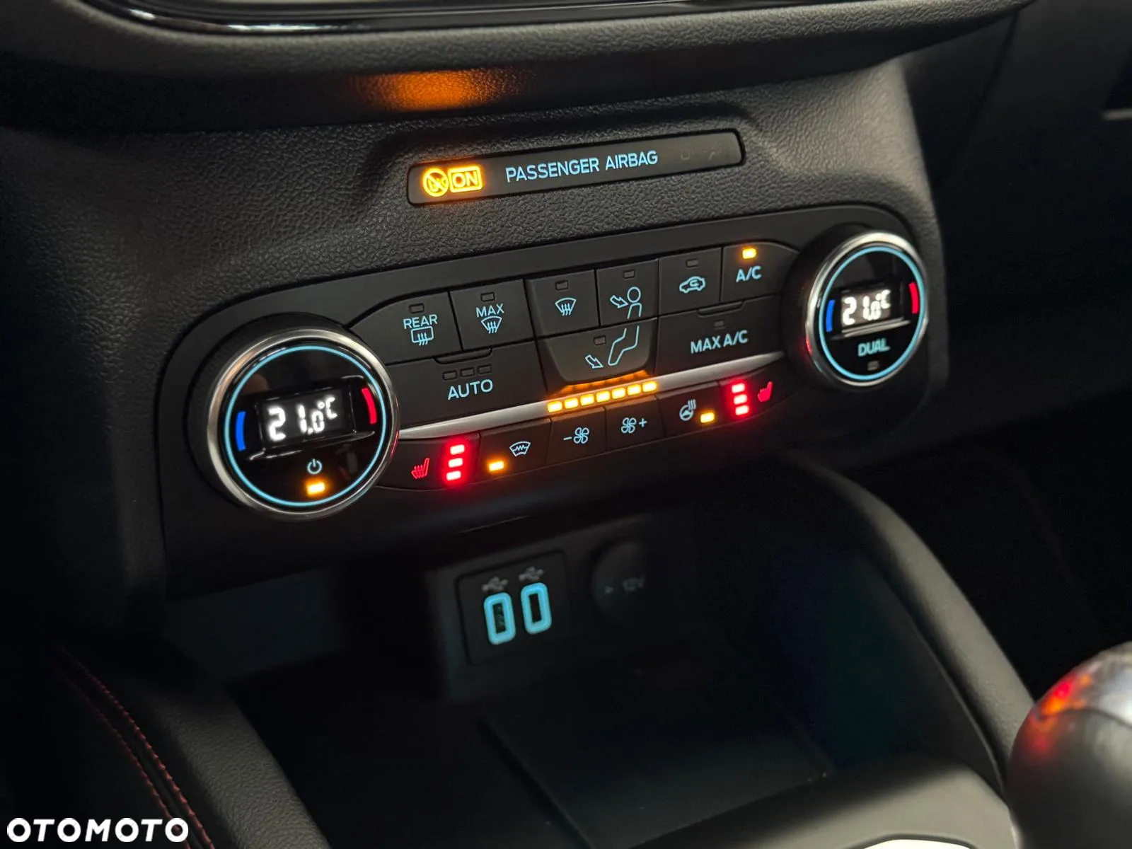 Ford Kuga - 31
