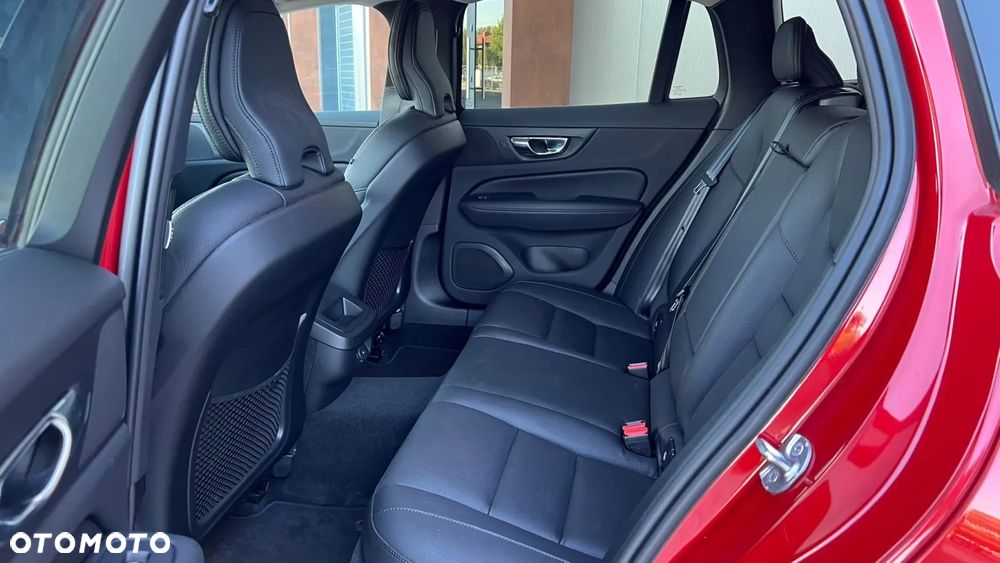 Volvo V60 B3 B Momentum Pro - 13