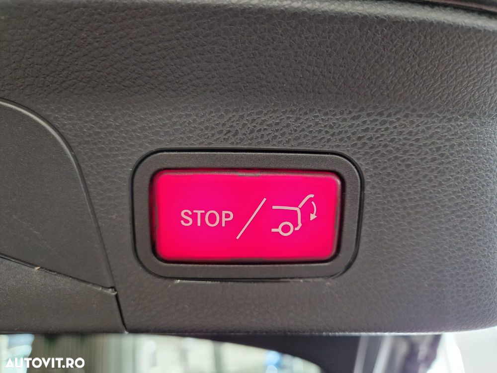 Mercedes-Benz GLC Coupe 300 de 4Matic 9G-TRONIC - 38