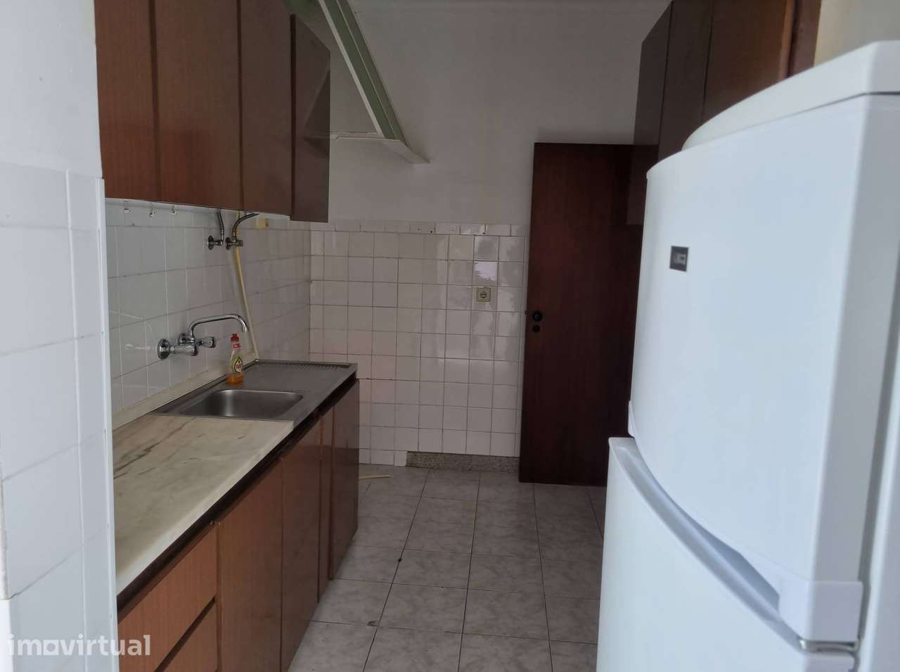 T2 rés-do-chão sem quintal - Matarraque - São Domingos de Rana - Grande imagem: 3/10