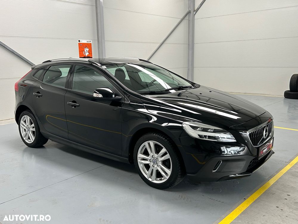 Volvo V40 D2 Momentum - 2