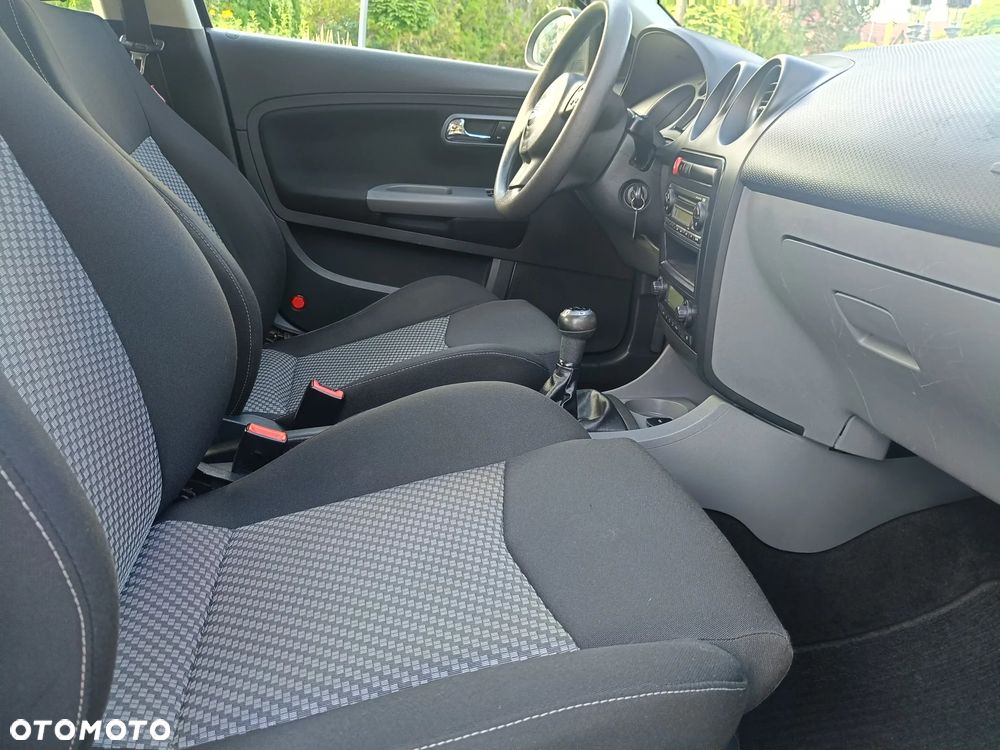 Seat Ibiza 1.4 16V Style - 30