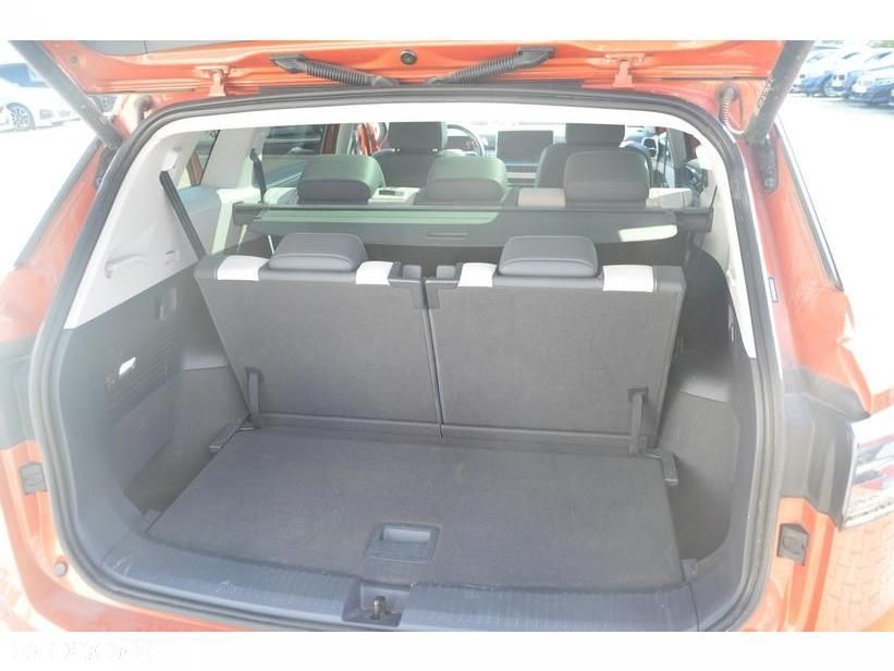 Volkswagen ID.6 - 16