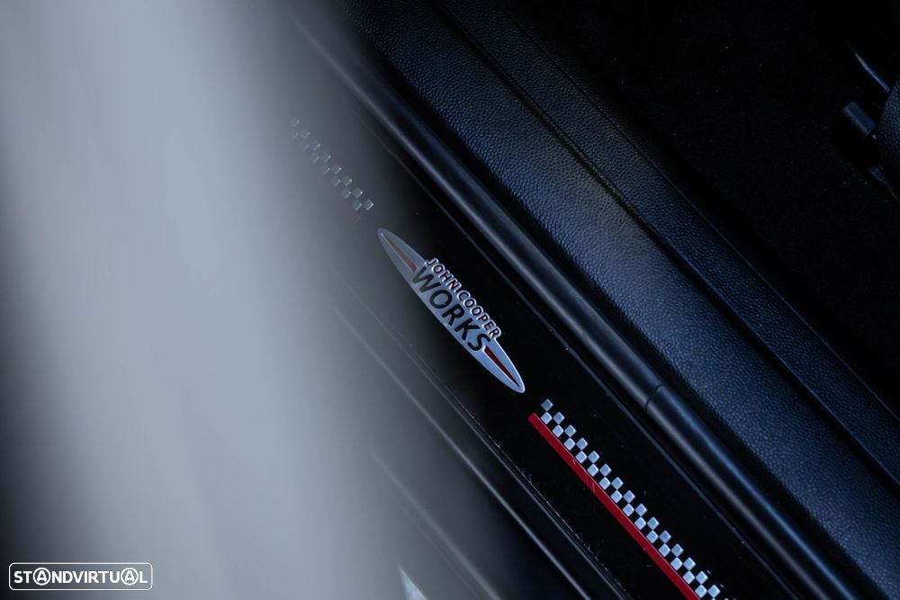 MINI Clubman One D Sport Edition Auto - 23