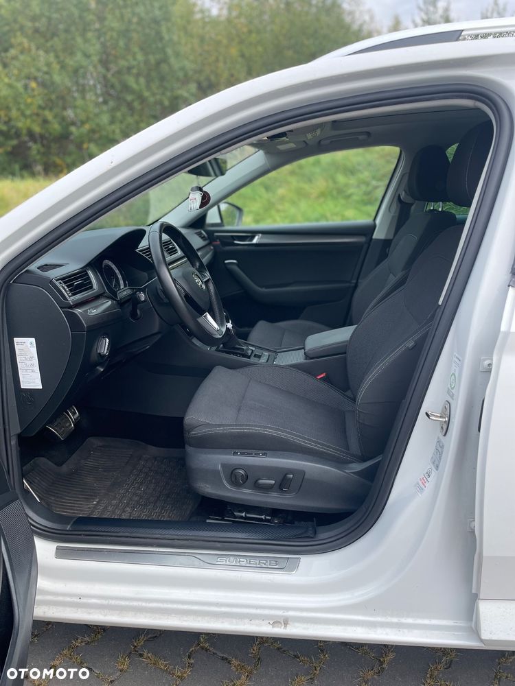 Skoda Superb 2.0 TDI 4x4 DSG Style - 11