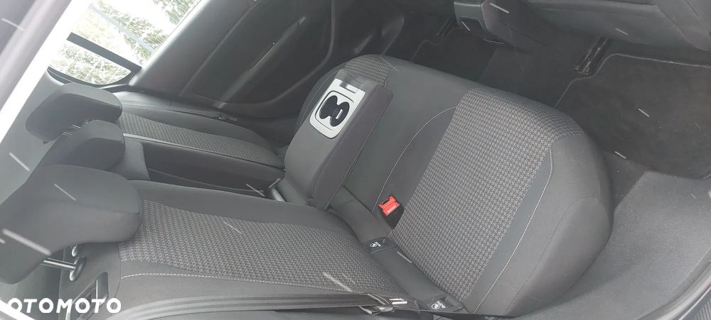 Peugeot 308 1.6 HDi Active - 18