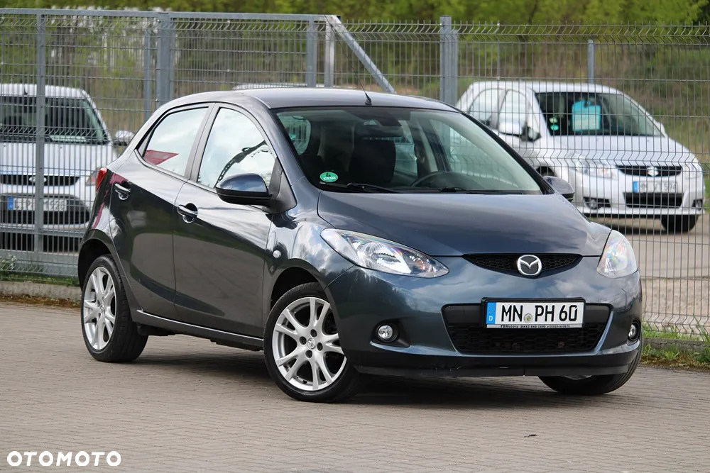 Mazda 2 - 6