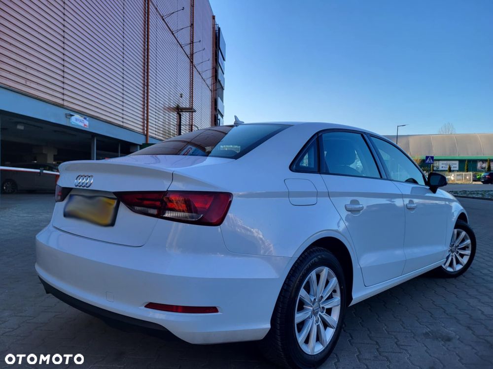 Audi A3 Limousine 2.0 TDI S tronic Ambiente - 5