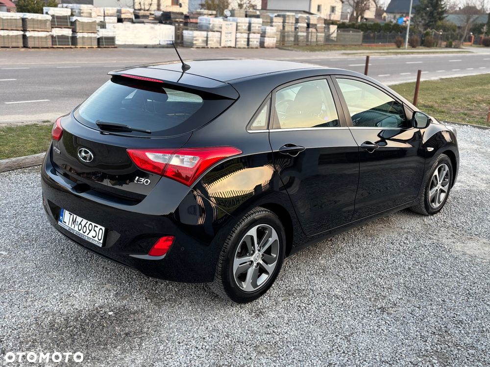 Hyundai i30 - 25