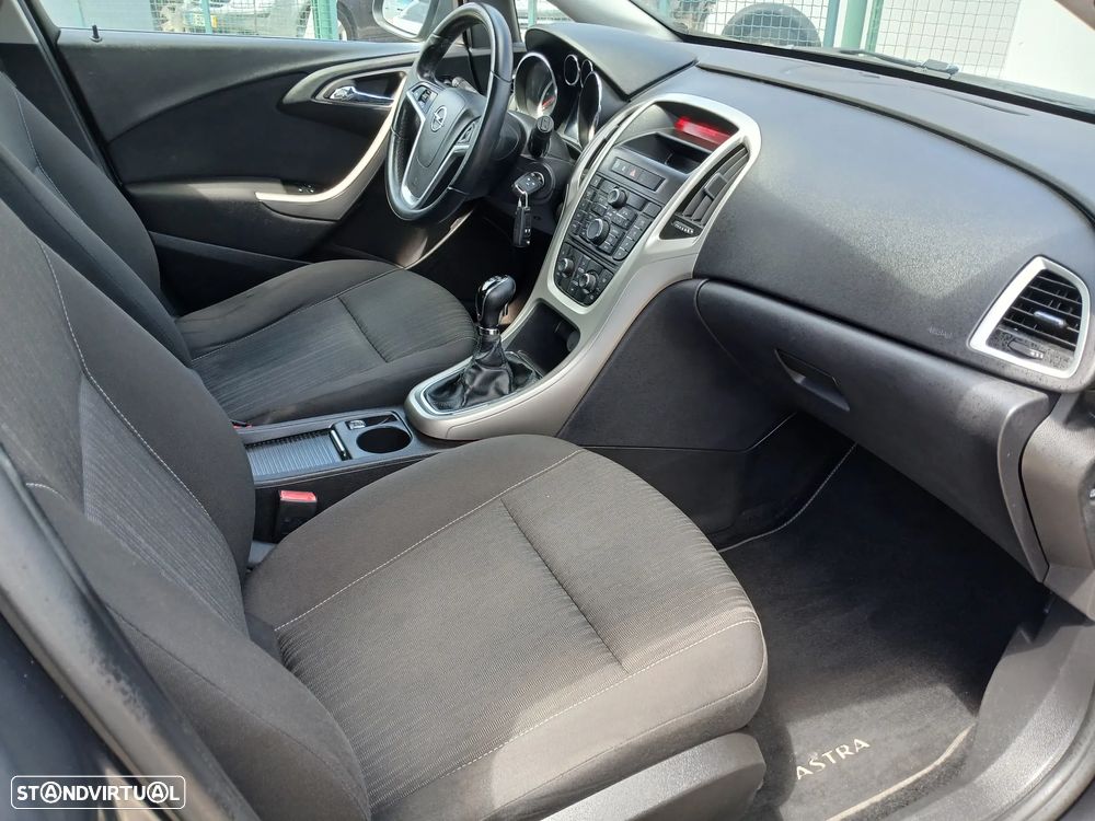 Opel Astra Sports Tourer 1.7 CDTi Enjoy - 21