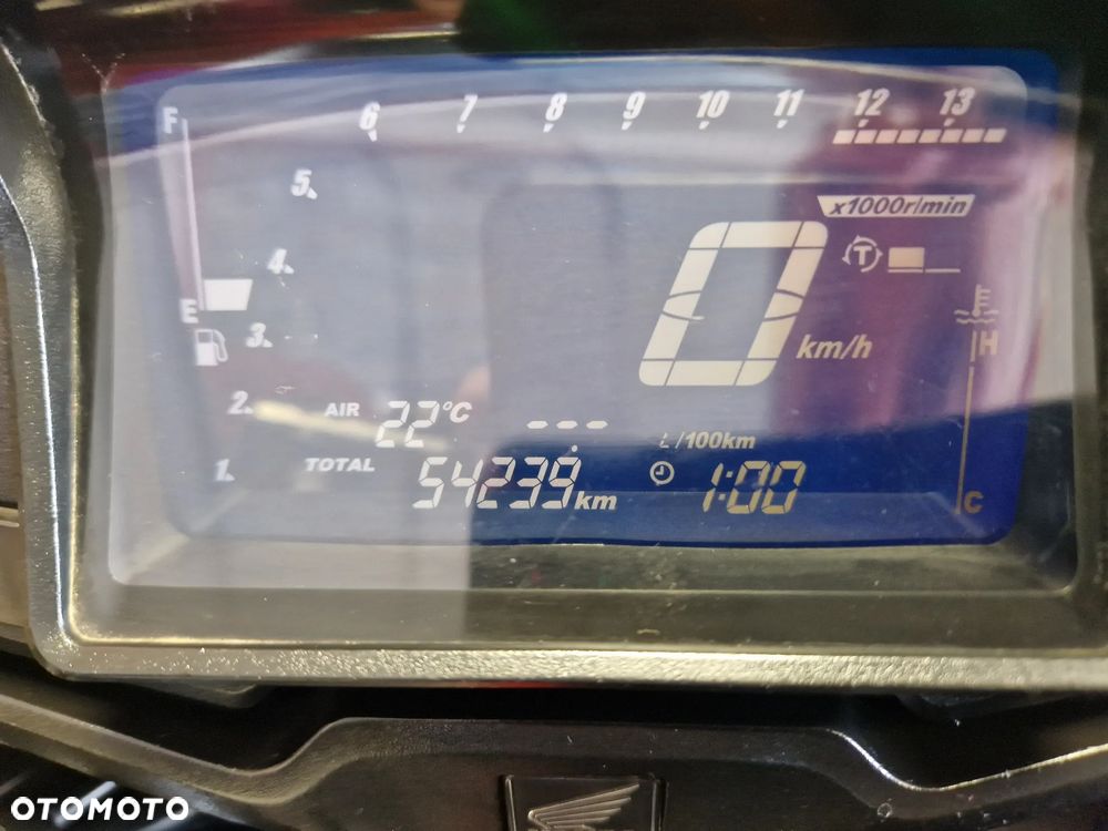 Honda VFR - 4