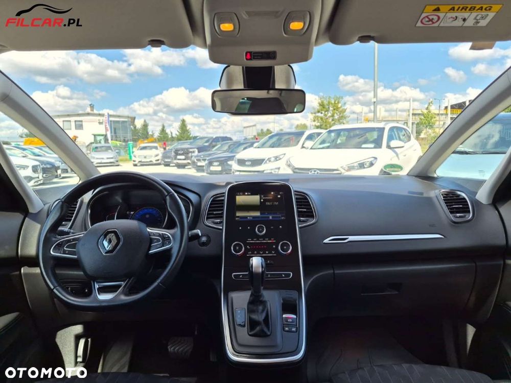 Renault Scenic - 11