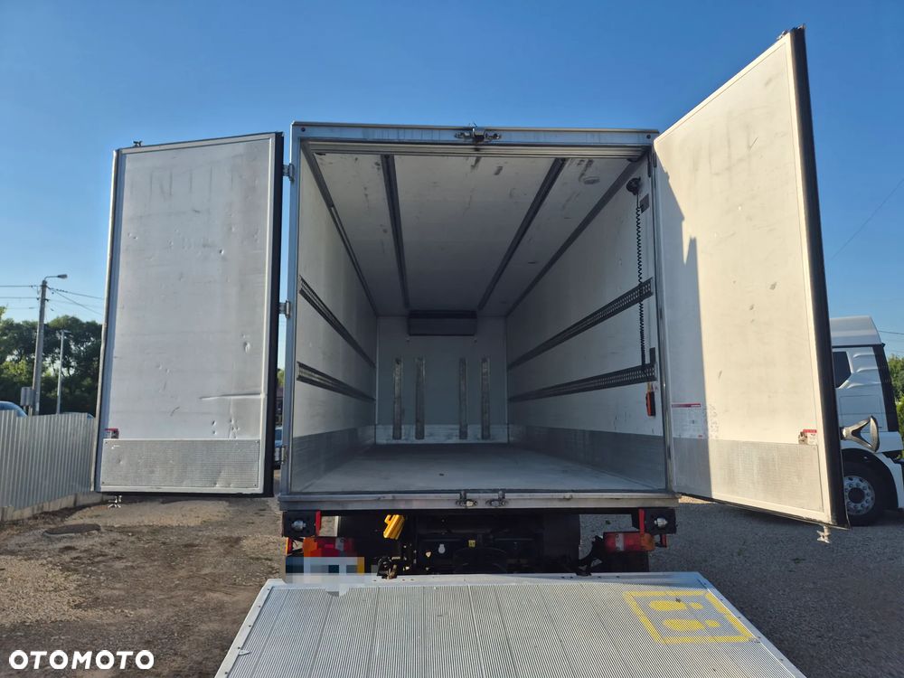 MAN TGM 18.290 Thermo King T-800r 2 zbiorniki z Niemiec 7.3m / 18 palet / winda i drzwi / OKAZJA - 7