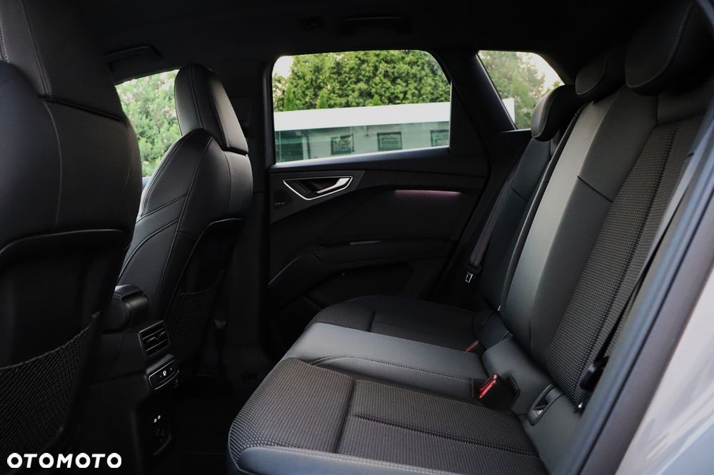 Audi Q4 e-tron - 25