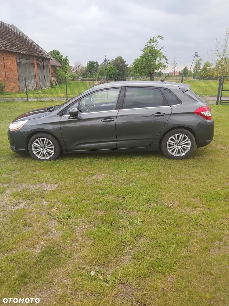 Citroën C4 e-HDi 115 ETG6 Exclusive - 15