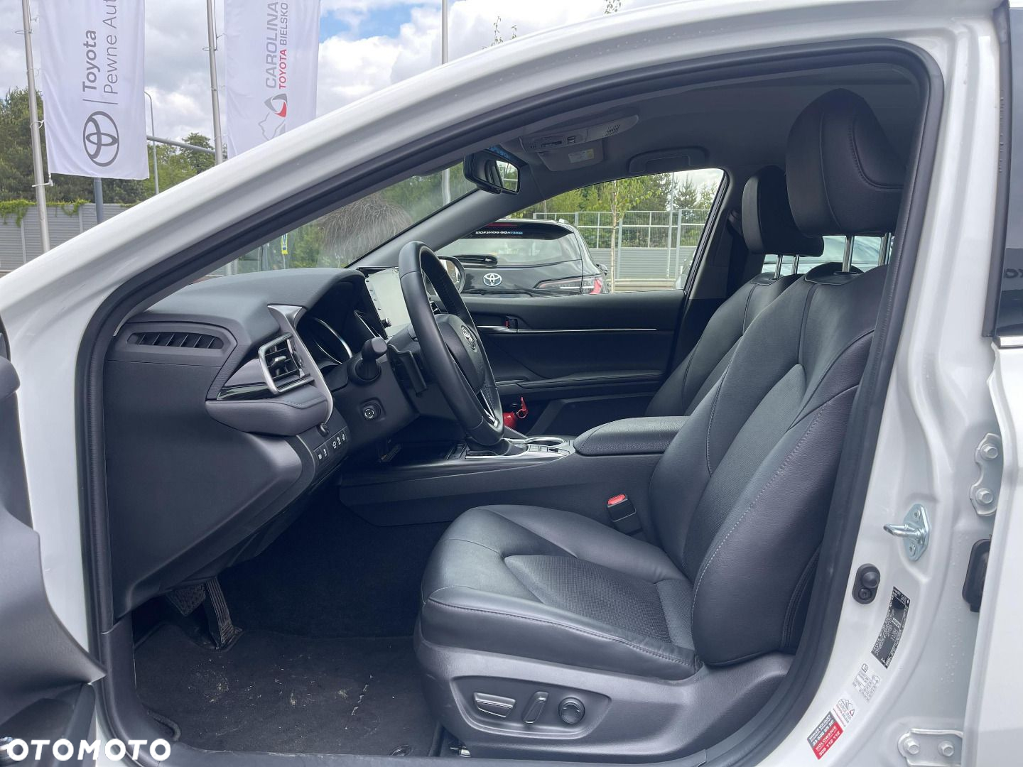 Toyota Camry - 9