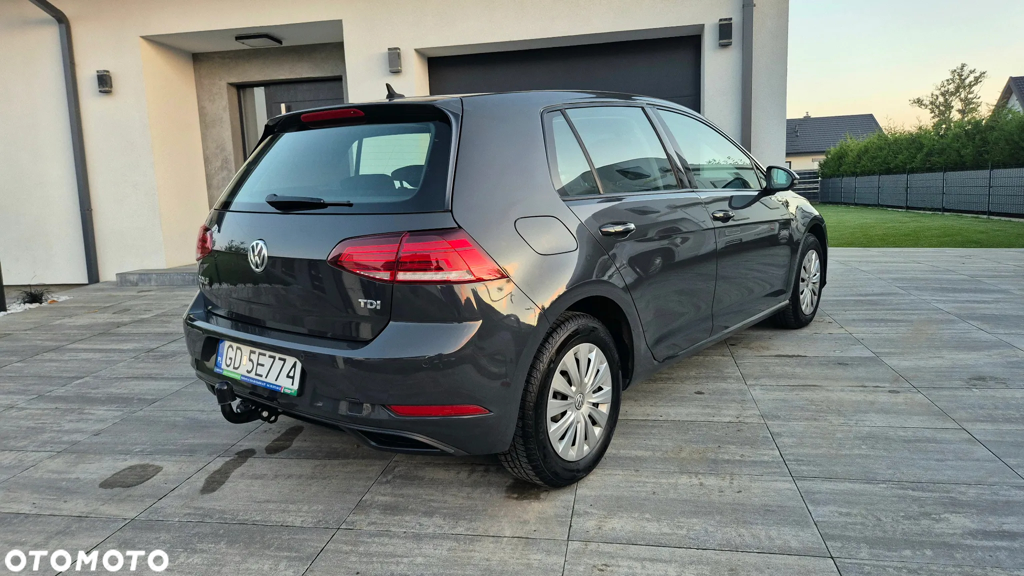 Volkswagen Golf VII 1.6 TDI BMT Trendline - 11